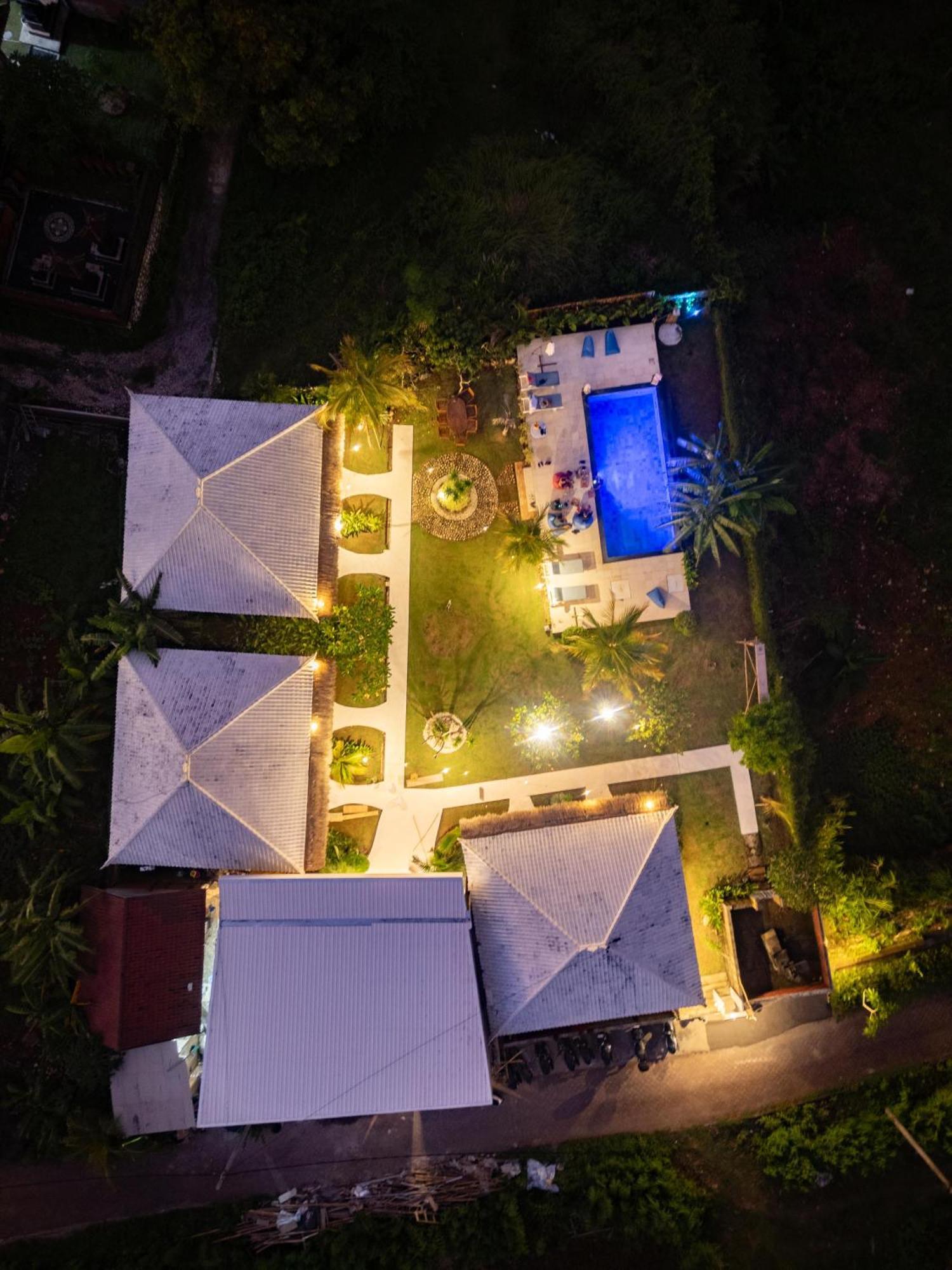 Sukacita Hill Hotel อูลูวาตู ภายนอก รูปภาพ